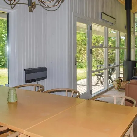 Four-bedroom Holiday In